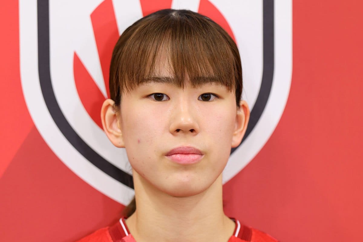 全日本女子バレーボール林琴奈選手2024年レプリカユニホーム、ミズノ製