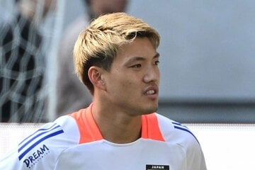堂安律