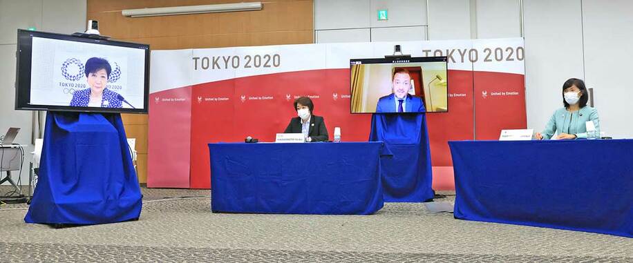  東京パラリンピックに向けた４者協議で無観客開催が決定した。左から東京都の小池百合子知事、大会組織委の橋本聖子会長、ＩＰＣのパーソンズ会長、丸川五輪相（代表撮影）