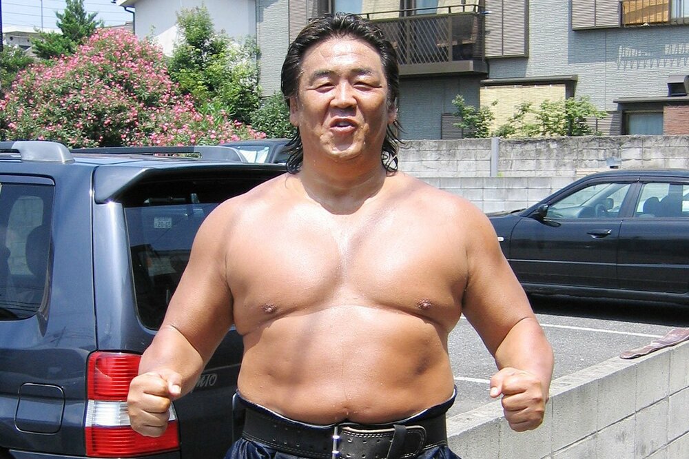 長州力のハッスルポーズ