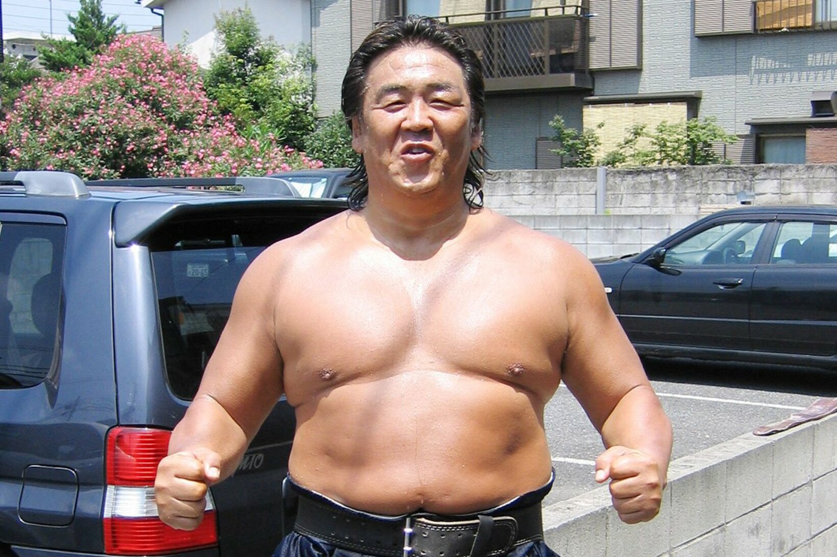 長州力のハッスルポーズ