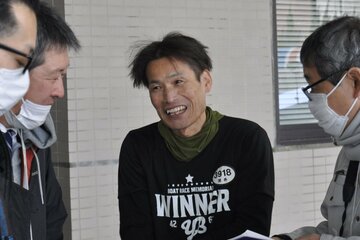 エンジンの出来に思わず笑顔の深井利寿