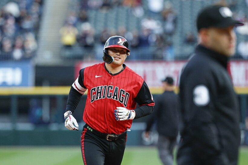 新人王予想で１位になった村上宗隆（ロイター）