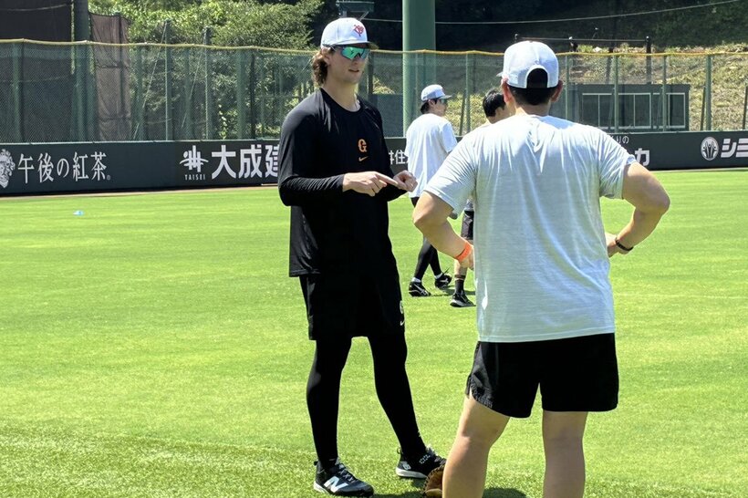 先発投手練習に参加したウィットリー
