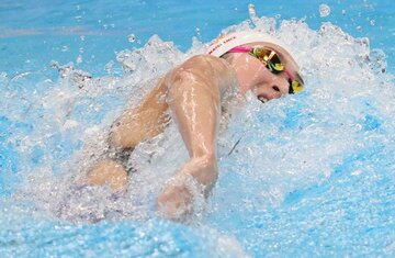  女子５０メートル自由形予選で力泳する池江璃花子（代表撮影）