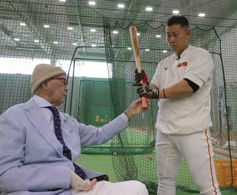  中田翔を指導した長嶋茂雄終身名誉監督（球団提供）
