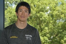  本拠地開幕カードで始球式を務める堀島行真(球団提供)