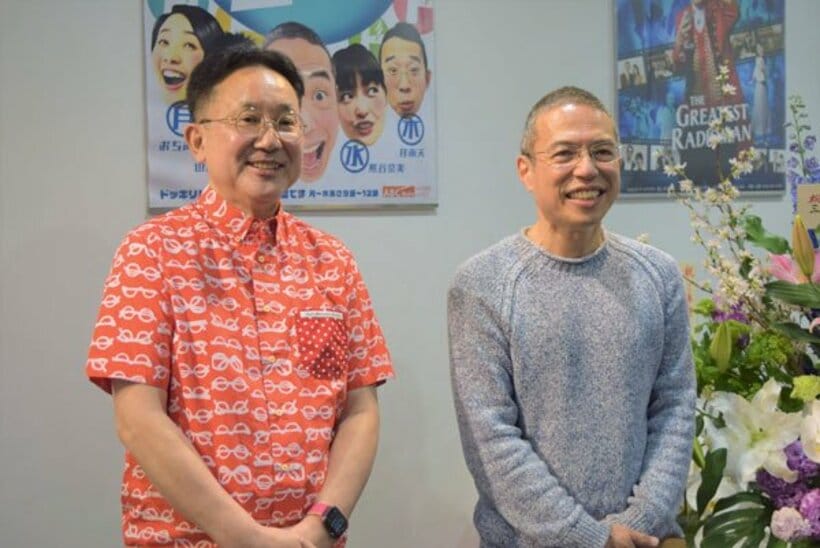  三代澤康司アナ（右）と森たけしアナ