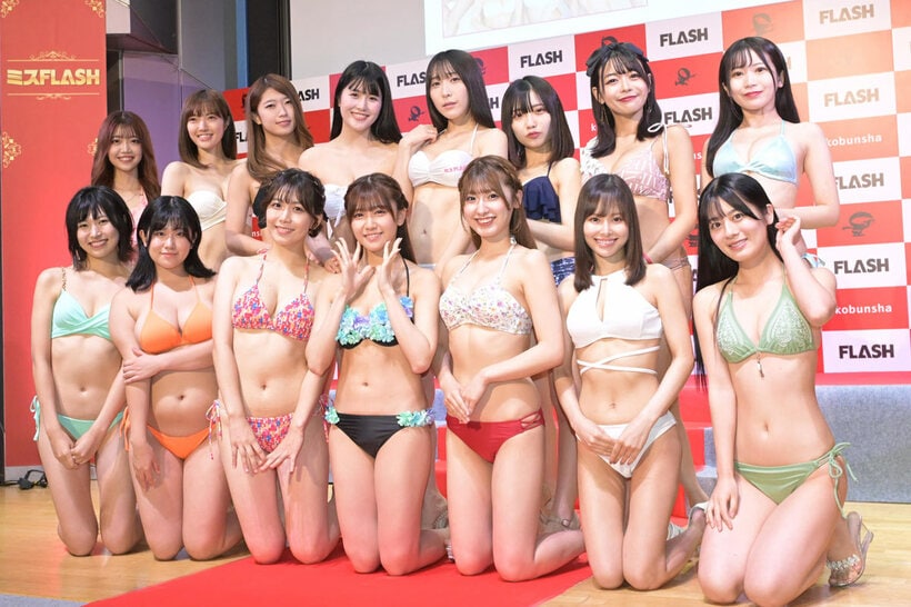 前列左から永野蘭、朝野ナツ、宮川みやび、磯貝花音、由利美桜、遠藤まめ、三葉ゆあ、後列左から北島萌加、本間ミサ、佐伯桃子、白石時、つぶらあい、りん、織田いちか、成瀬結愛