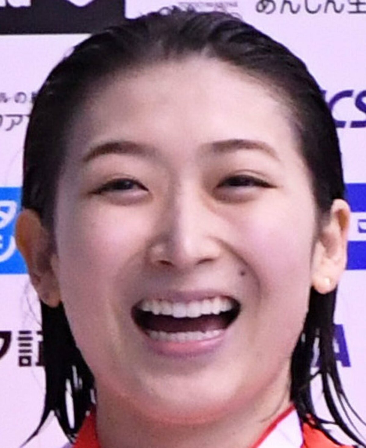 競泳 パリ五輪意識 池江璃花子が 青 白 赤 オリジナルグローブで始球式登板へ 東スポweb