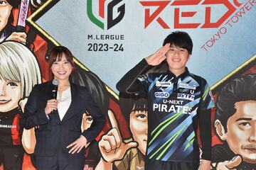 松本圭世（左）と仲林圭