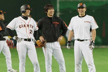 左から高橋由伸、小笠原道大、阿部慎之助（２００７年７月）