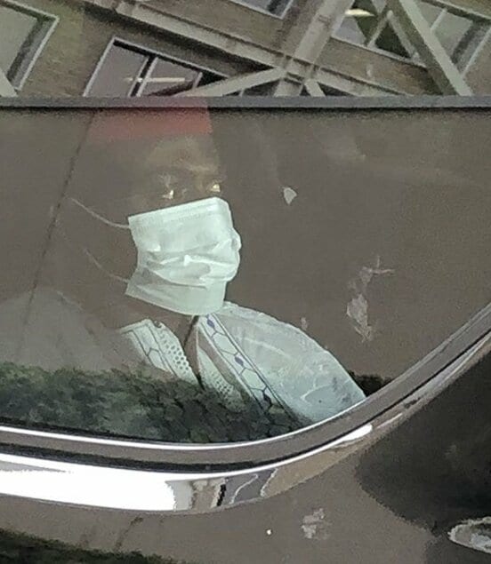  さいたま地裁を後にするボビー・オロゴン被告