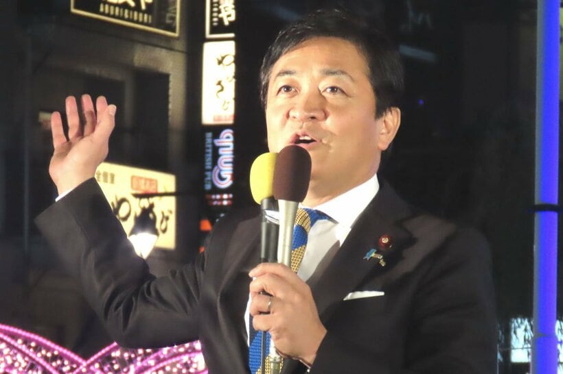 街頭演説会を行った玉木雄一郎代表