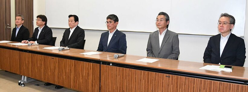 「セ・リーグＤＨ制導入」を発表したＮＰＢ（代表撮影）
