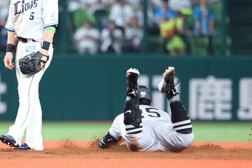 気合のヘッスラを見せた岡本