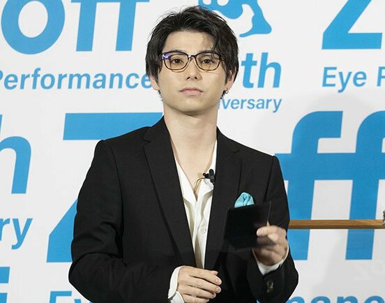  オンラインで行われた「Ｚｏｆｆ新ＣＭ発表会」に出席した村上虹郎