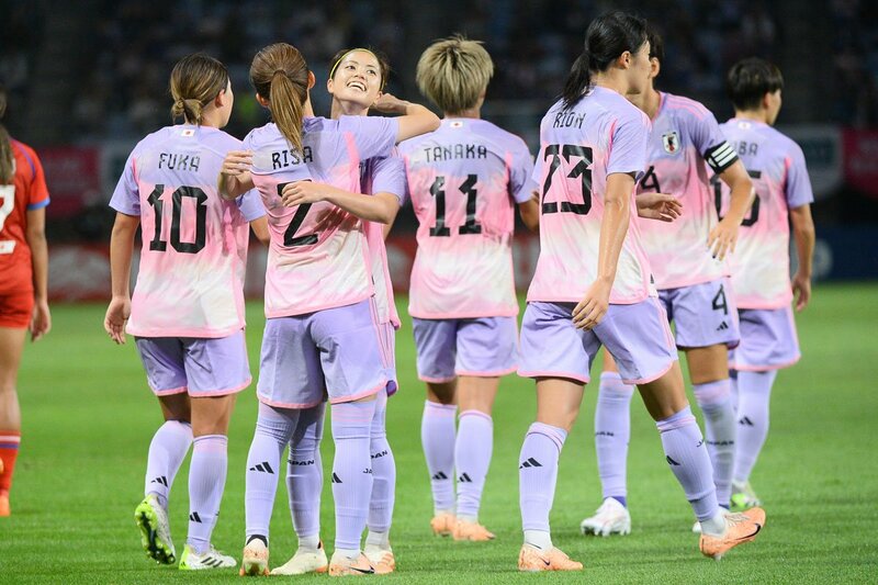 【なでしこ】森保監督、澤穂希さんが試合後に激励「サッカーを楽しむという気持ちで」 | 記事 | 東スポWEB