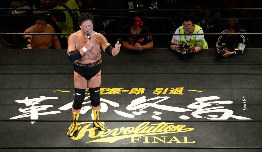 2015年の引退後も、天龍源一郎はマット界に鋭い視線を送っている