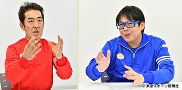  苦しい時代を振り返るテツ（左）とトモ
