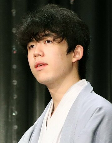  最年少タイトル獲得に挑んでいる藤井七段