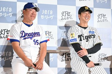 今季の中日には分のいい阪神・藤川監督(右)だが…