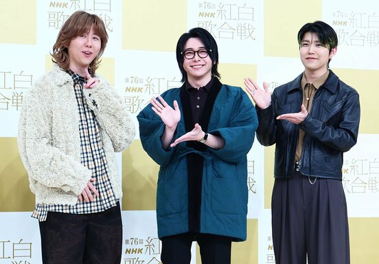 意気込みを語ったMrs.GREEN APPLEの(左から)藤澤涼架、大森元貴、若井滉斗