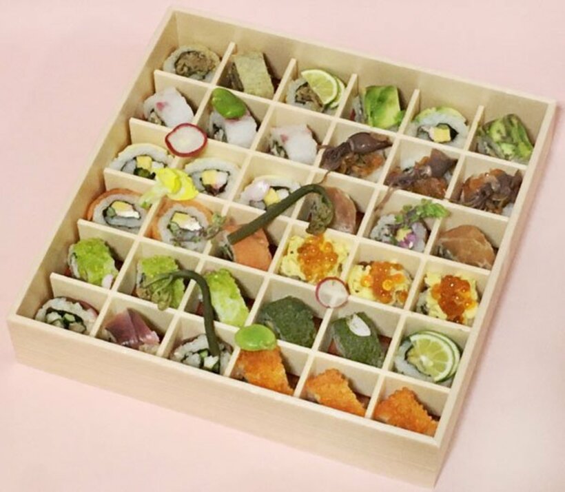 おうち花見が盛り上がる「お花見ロール寿司弁当」（写真は３～４人用４９００円）