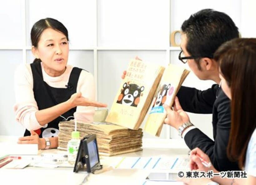 ネット番組で熊本支援について語った岡本。右は上杉氏