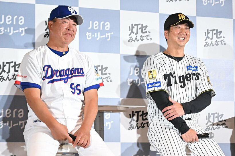 今季の中日には分のいい阪神・藤川監督(右)だが…
