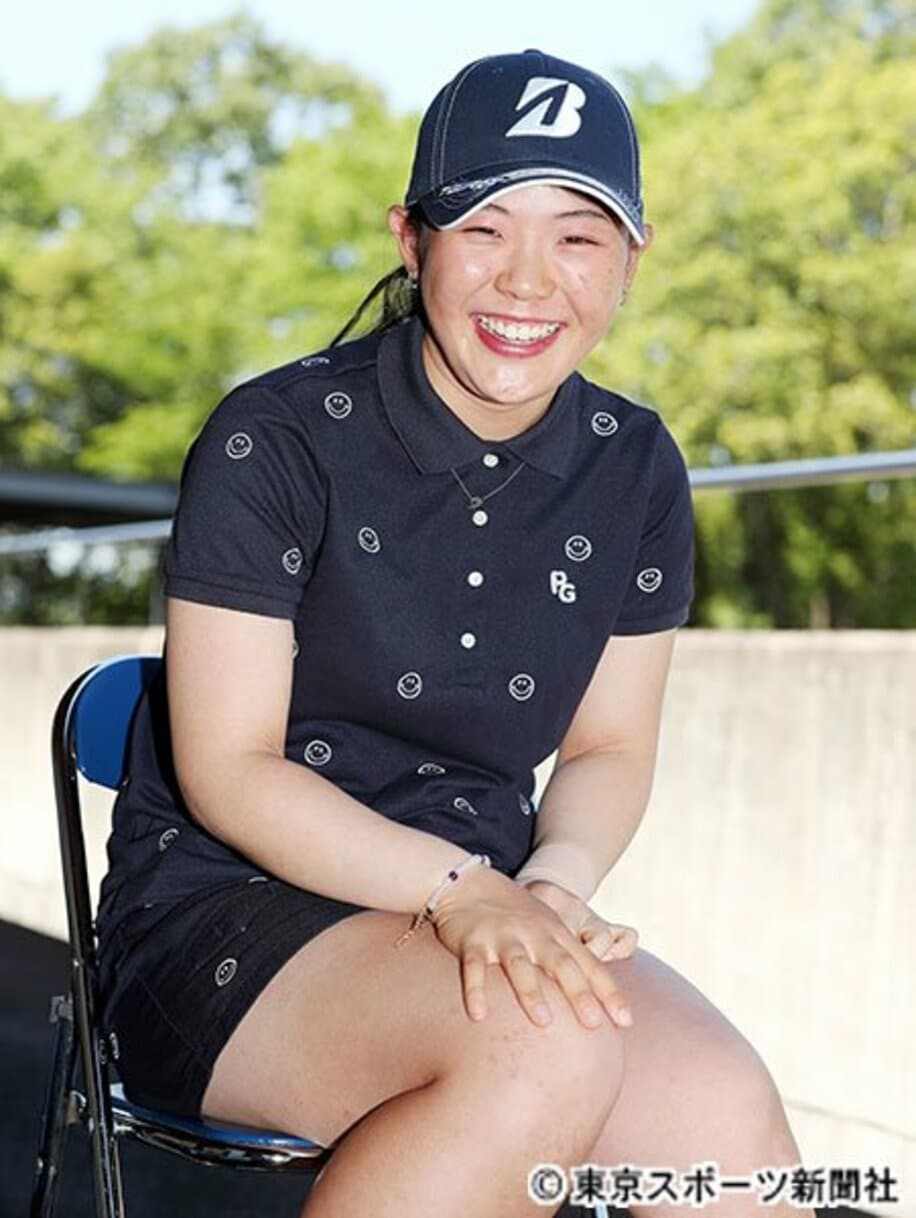  吉田優利は笑顔がチャーミングな美女ゴルファーだ