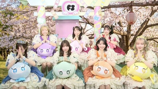 デビュー４周年を記念して生配信を行ったFRUITS ZIPPER