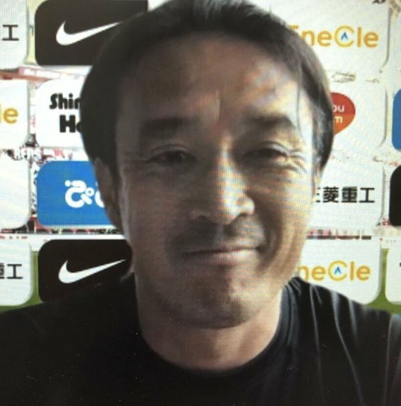  オンライン会見を行った浦和・大槻監督