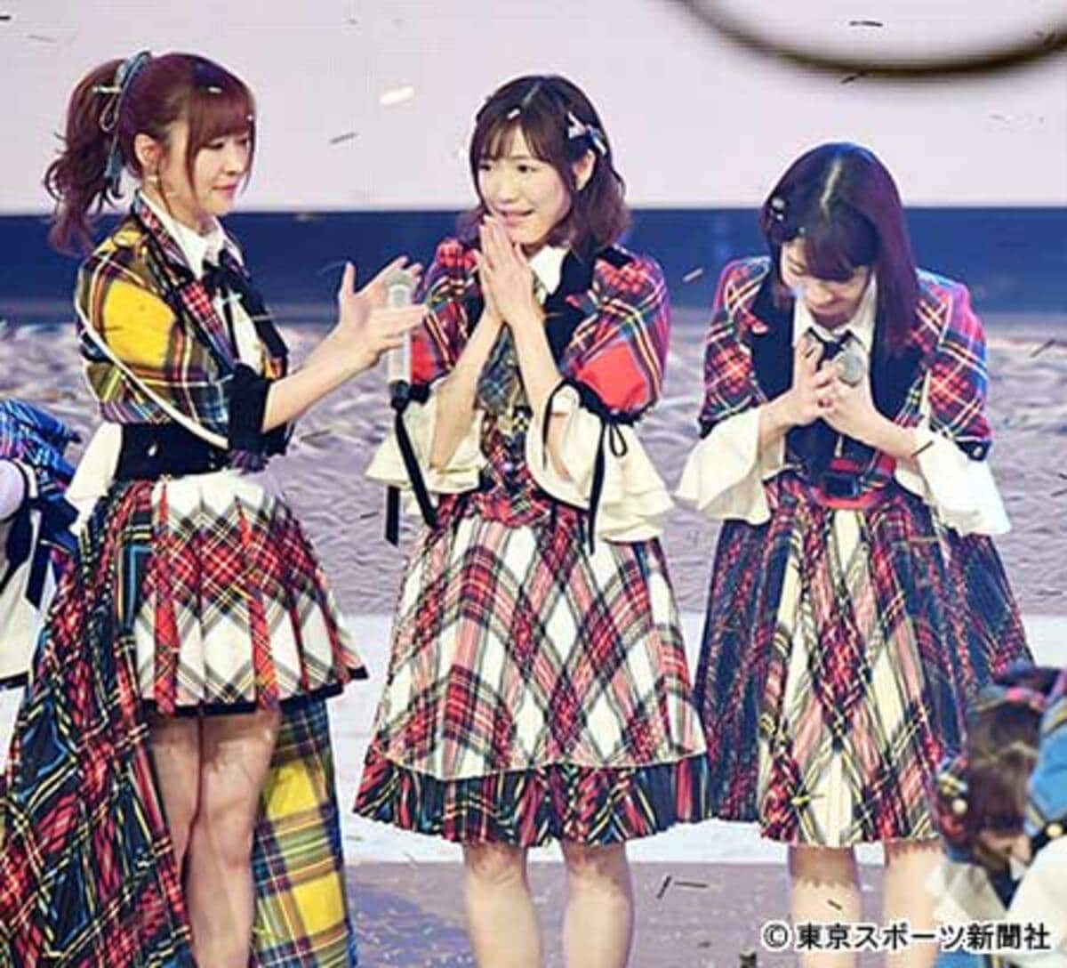 写真：【紅白】まゆゆ 希望通り「11月のアンクレット」でAKBでの