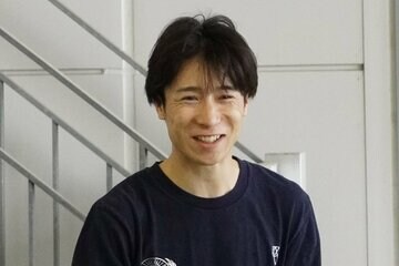 鶴田勇雄