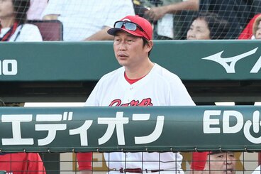 来季続投が内定した広島・新井監督