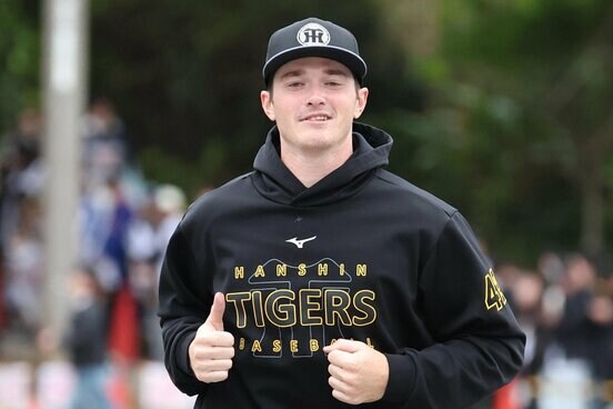 阪神のイーストン・ルーカス