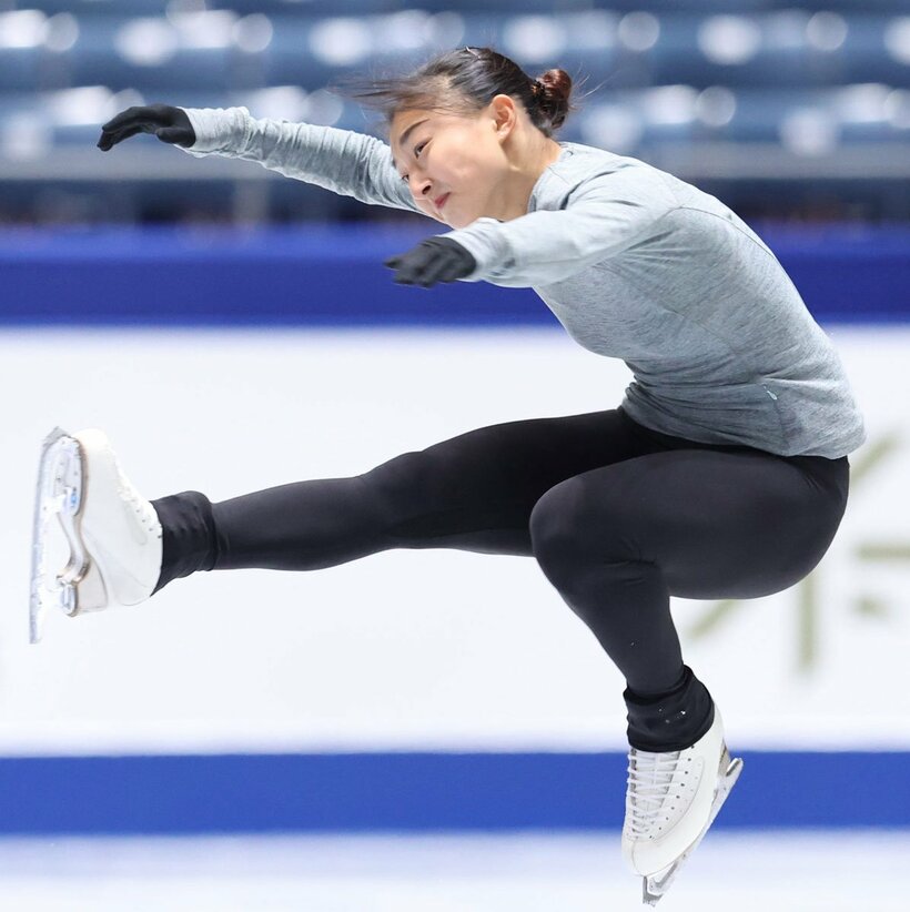  練習に臨んだ坂本花織（東スポWeb）