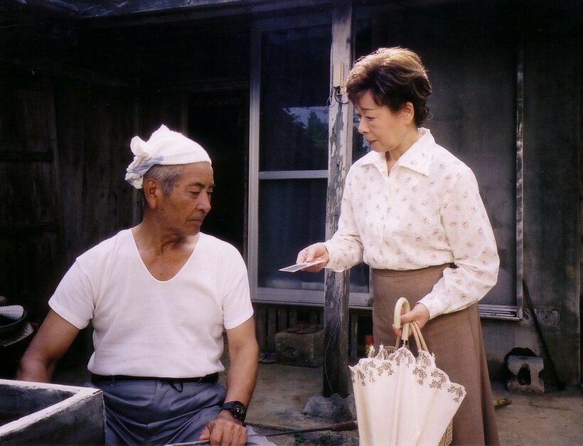  主演の上間宗男さんと加藤治子さん（「風音」、２００４年シグロ作品）