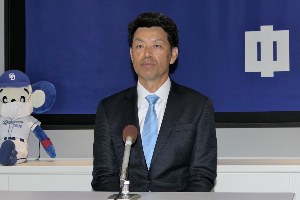 上田 佳範 妻
