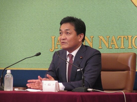 日本記者クラブで会見した玉木雄一郎氏