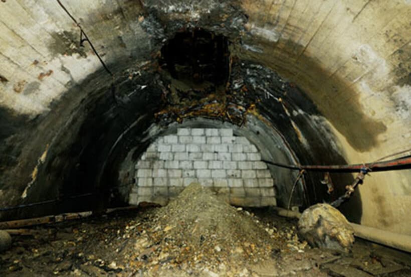 軍艦島の防空壕の内部