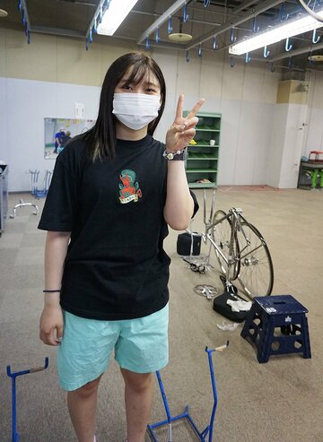  中村鈴花は緊張の面持ちで初戦を迎える