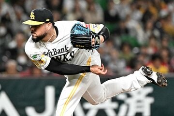 １点ビハインドの７回にオスナが今季初登板
