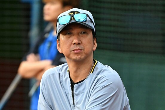 祝勝会のあった広島から、翌日は試合のため横浜へ移動した阪神・藤川監督