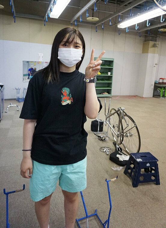  中村鈴花は緊張の面持ちで初戦を迎える