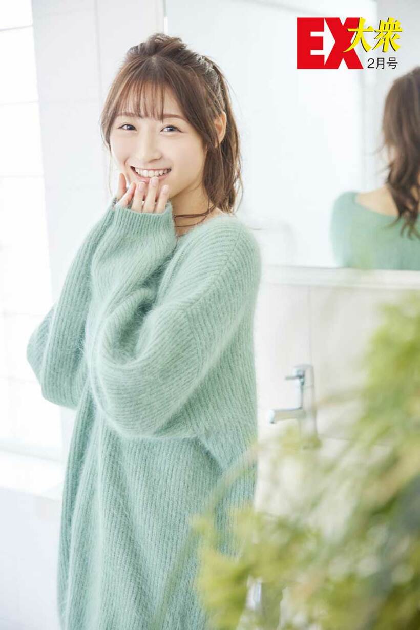  「ＥＸ大衆」でグラビアを披露したＨＫＴ４８・宮崎想乃のアザーカット（Ｃ）関純一／双葉社