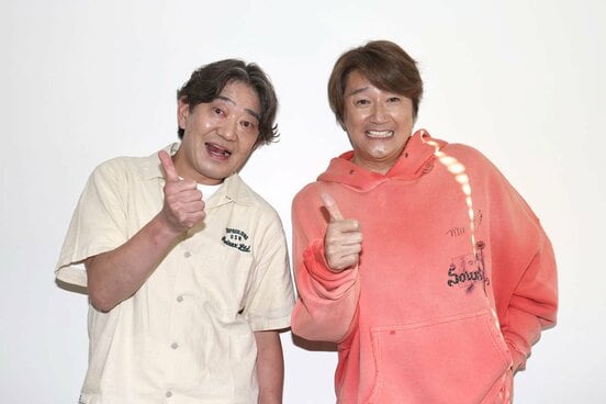 取材会に出席した近藤真彦(右)と黒田有