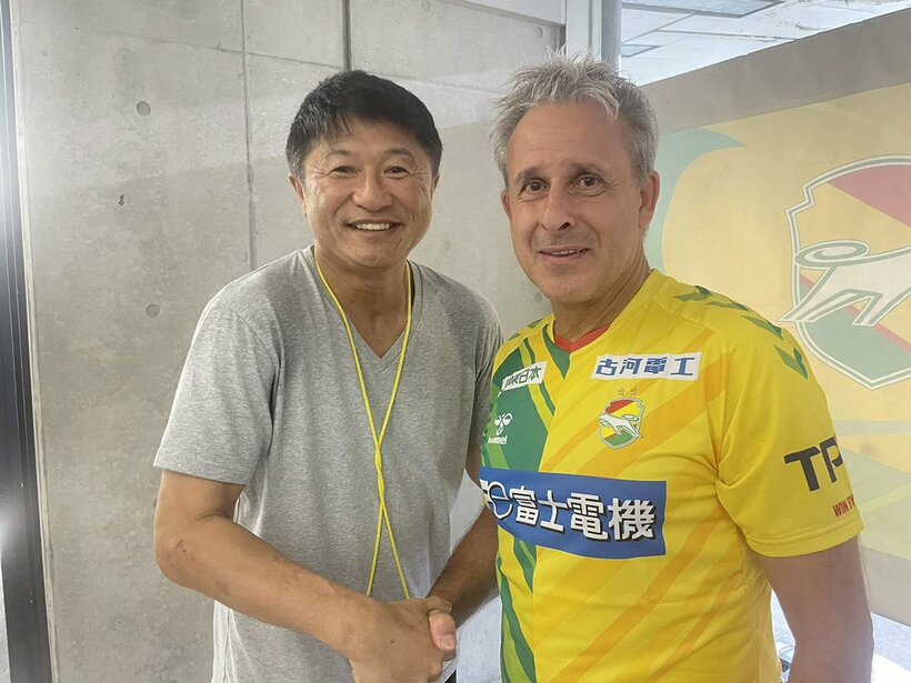 武田修宏氏(左)とリトバルスキー氏