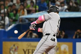 ８回、２号ソロホームランを放った浅野翔吾
